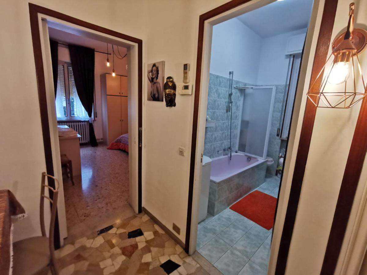 Апартаменты La Casa Di Jennifer Парма Экстерьер фото