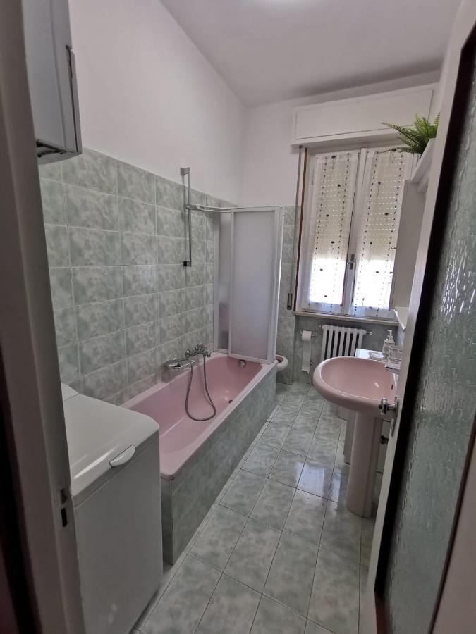 Апартаменты La Casa Di Jennifer Парма Экстерьер фото